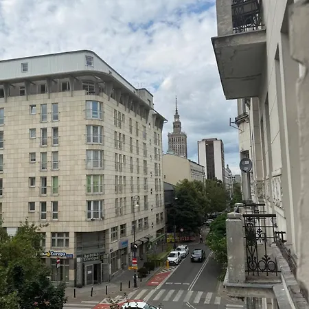 Artistic Loft-style With Mezzanine Lägenhet *