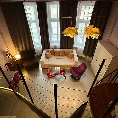 Lägenhet Artistic Loft-style With Mezzanine Warszawa