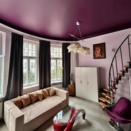 דירה Artistic Loft-style With Mezzanine *